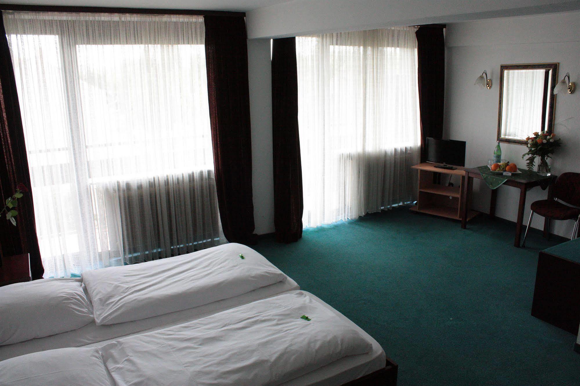 Hotel Mainbogen Offenbach am Main Zewnętrze zdjęcie