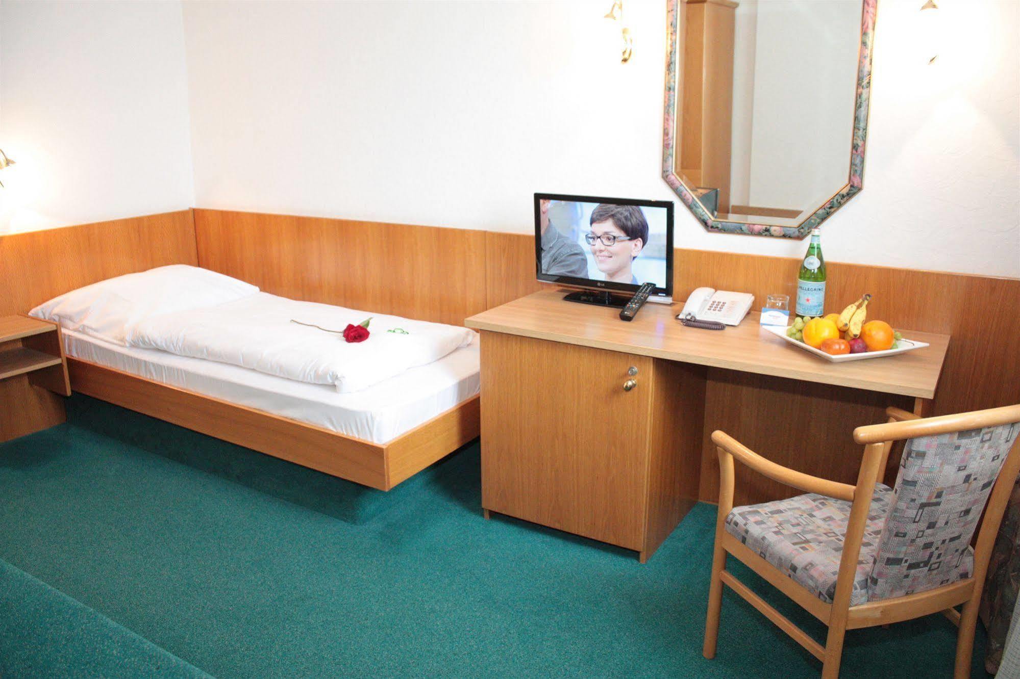 Hotel Mainbogen Offenbach am Main Zewnętrze zdjęcie