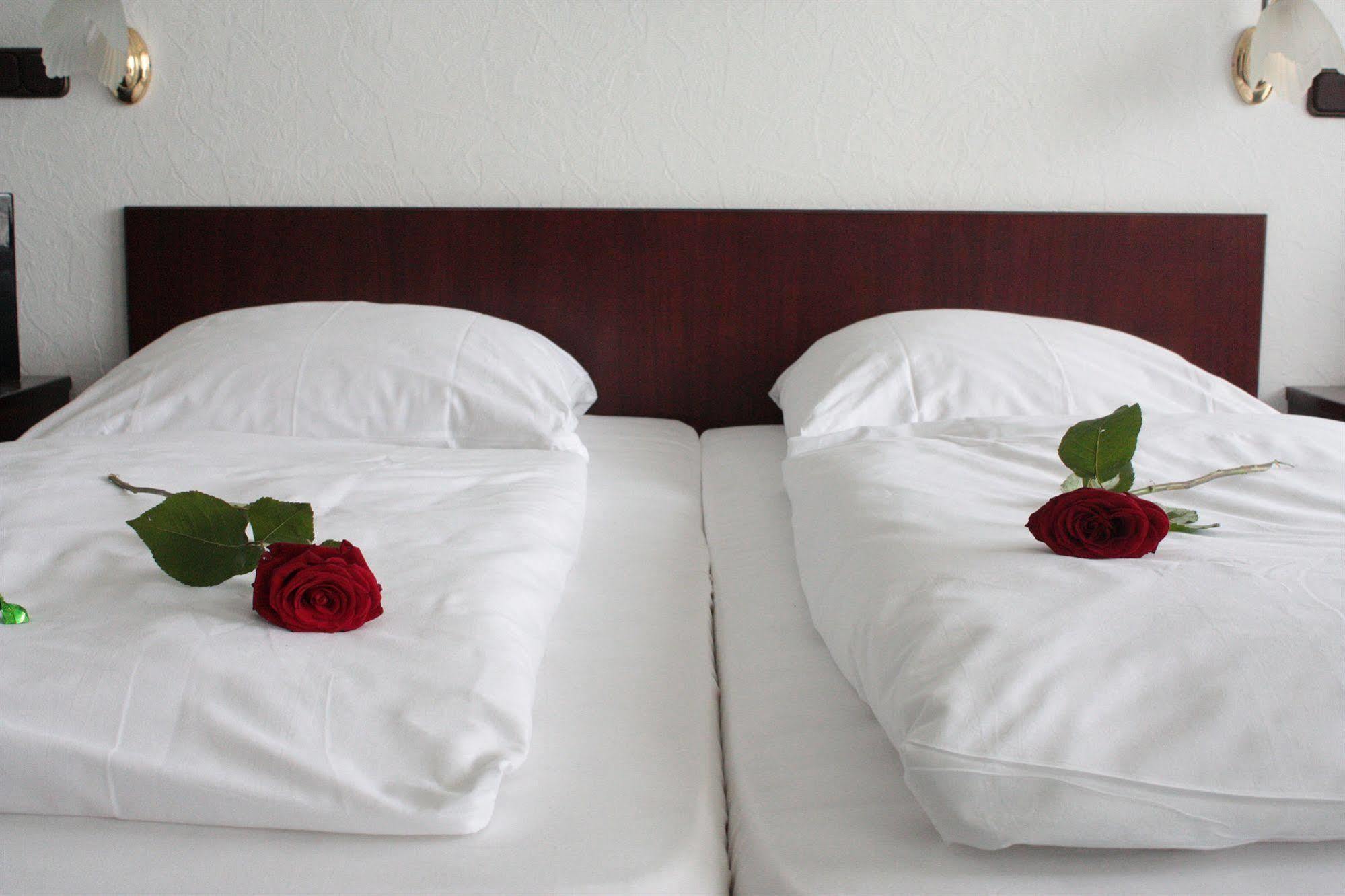 Hotel Mainbogen Offenbach am Main Zewnętrze zdjęcie