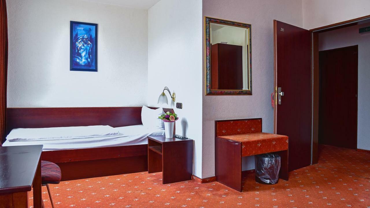 Hotel Mainbogen Offenbach am Main Zewnętrze zdjęcie